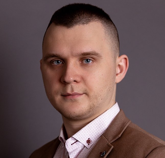 Юрий Валерьевич